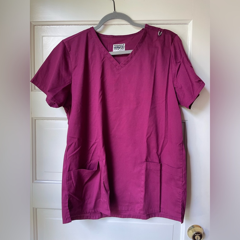 Burgundy scrub set